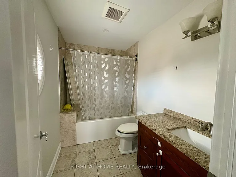 338 Ashbury Rd — Photo 23