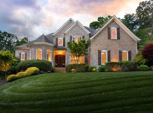 205 Windfall Creek Dr, Chapel Hill, NC 27517
