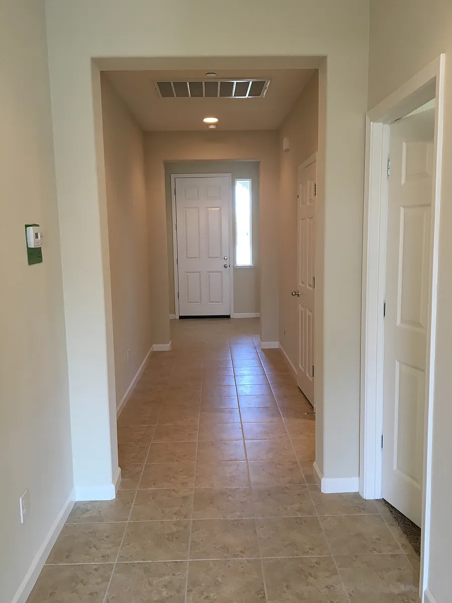 Building Photo - 518 Samuel Way