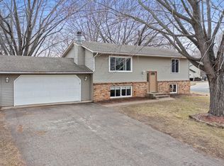 2738 140th Ln NW, Andover, MN 55304