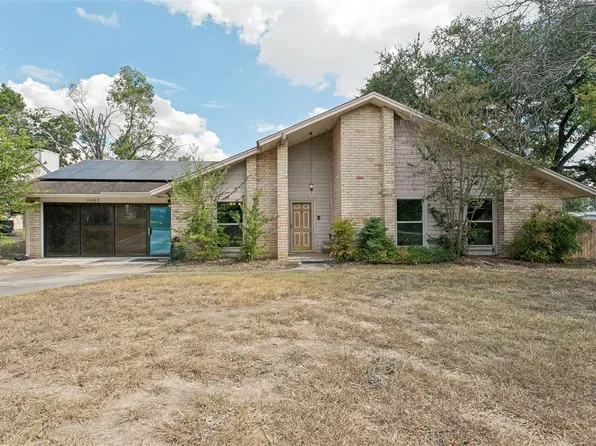 16602 Martins Ferry St, San Antonio, TX 78247