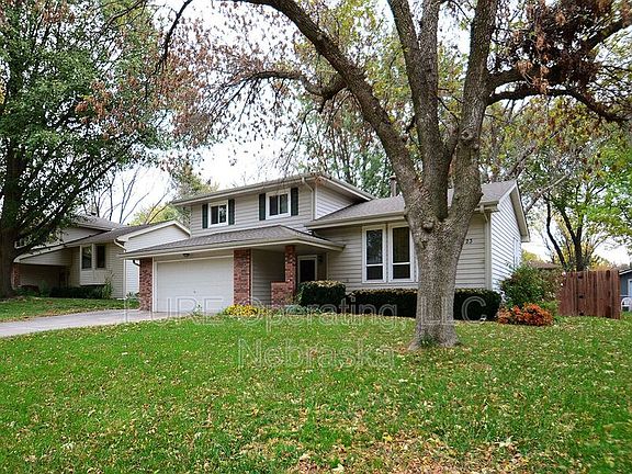 2nd image of 5723 S 152nd Avenue Cir