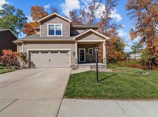 615 Hatch Lake Pkwy, Valparaiso, IN