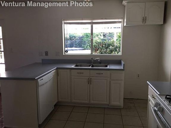 5th image of 208 Cay Dr