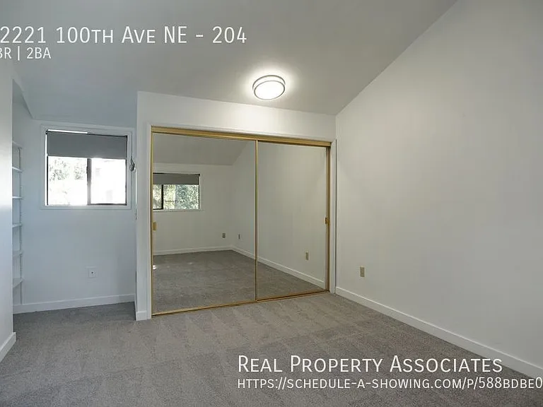 12221 100th Ave NE #204 — Photo 8