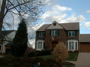 3401 Arnold Ln, Falls Church, VA 22042