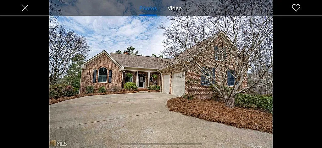 1101 Hardwood Holw photo 1