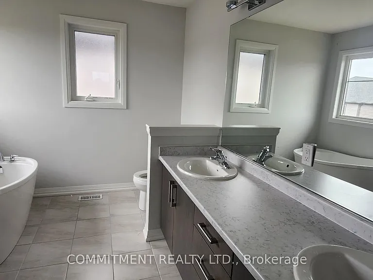 47 Samuel Ave — Photo 14