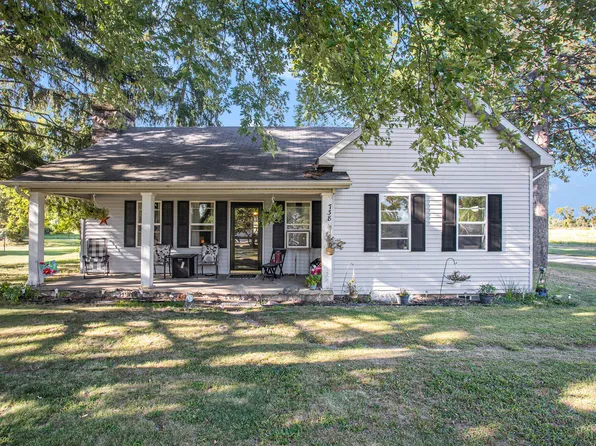 738 E Chicago St, Bronson, MI 49028