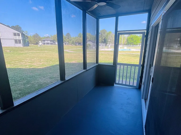 2504 Hidden Cove Dr — Photo 10