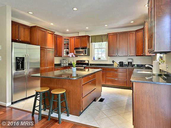 2nd image of 2302 Stryker Ave