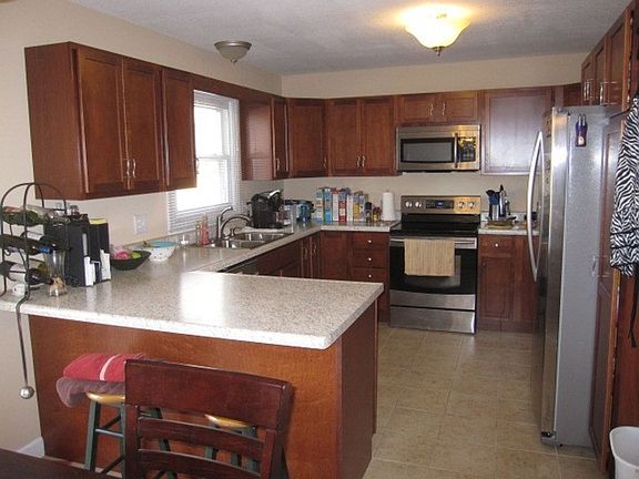 4th image of 2317 Butternut Ct