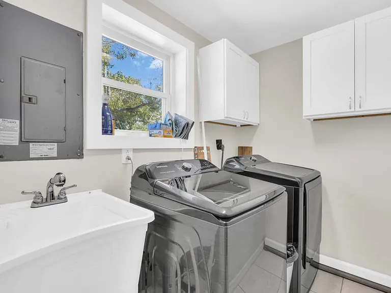 Laundry Room Cabinet