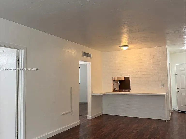 1667 NE Miami Gardens Dr #145 — Photo 7