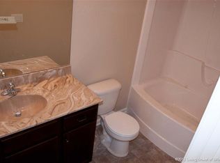 12102 Lumberfield Ln, Sellersburg, IN 47172