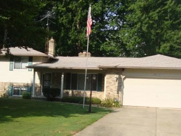 2213 Belle Meade Dr, Davison, MI 48423