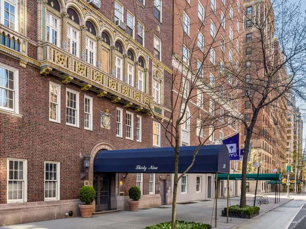 39 Fifth Avenue 6C image 6 of 6