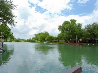 510 Lombardy Dr, Sugar Land, TX 77478