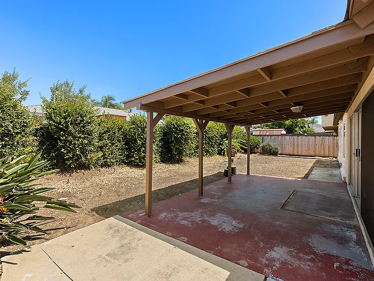 2170 Jefferson Ave — Photo 33