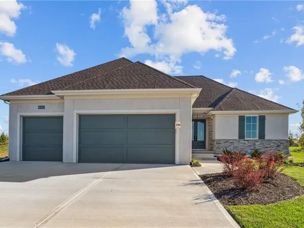 10303 W 151st Ter, Overland Park, KS 66221