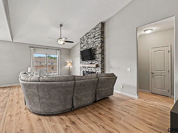 5th image of 4319 Brook Dr