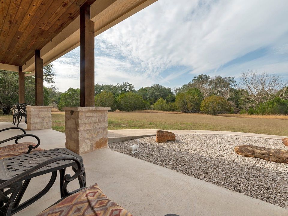 1st image of 105 Flowing Springs Trl