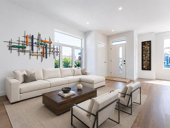 2nd image of 73 NE 7th St NE