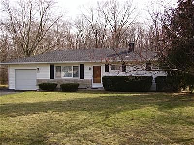 1st image of 3949 Gardenview Dr