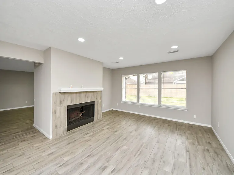 4915 Pecan Grove Dr — Photo 7