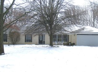 1285 Carpenter Rd, Bellbrook, OH 45305