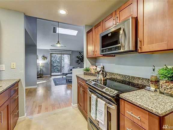 3rd image of 8110 146th Ct NE #C25
