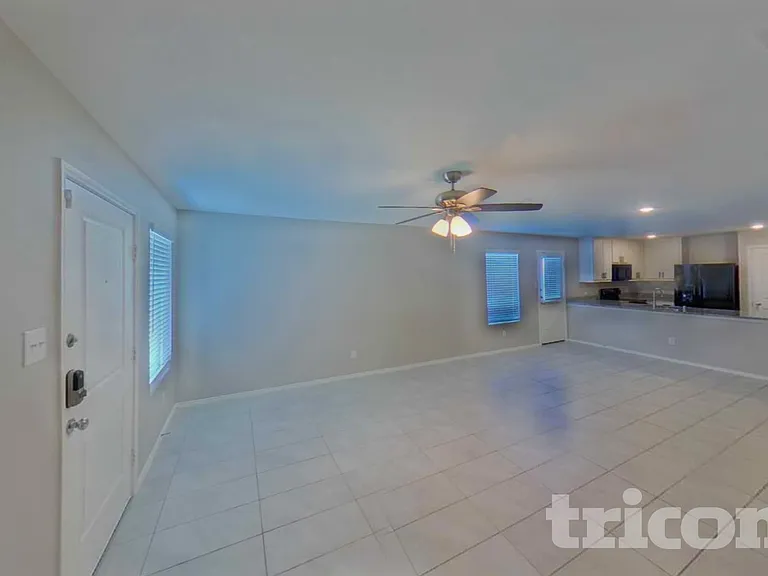 6445 Middlebury Dr — Photo 4