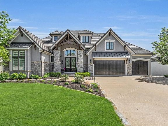 3rd image of 6069 Southlake Dr