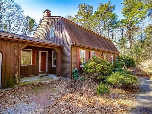 13 Hoxsie Rd, Richmond, RI 02892