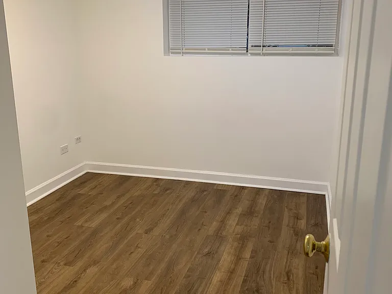 5120 Greenwood St — Photo 5