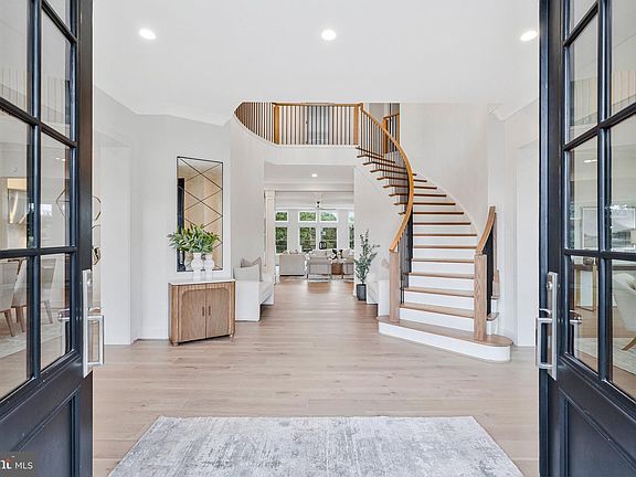 390 Still Pond Run, Great Falls, VA 22066 | MLS #VAFX2240638 | Zillow