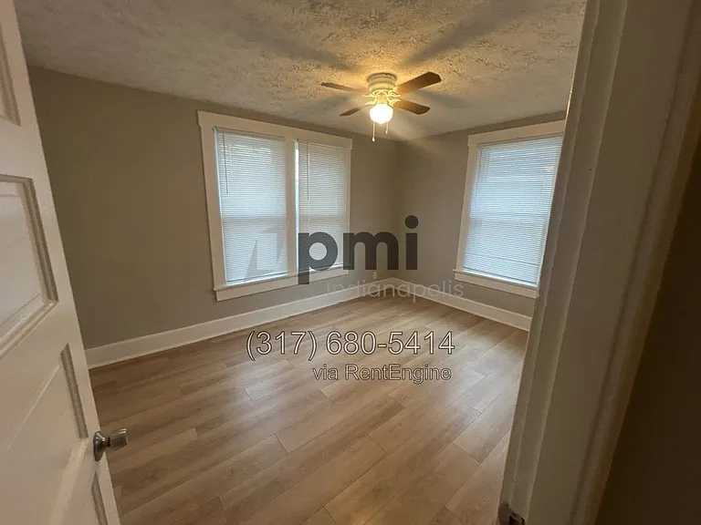 32 N Irvington Ave — Photo 12