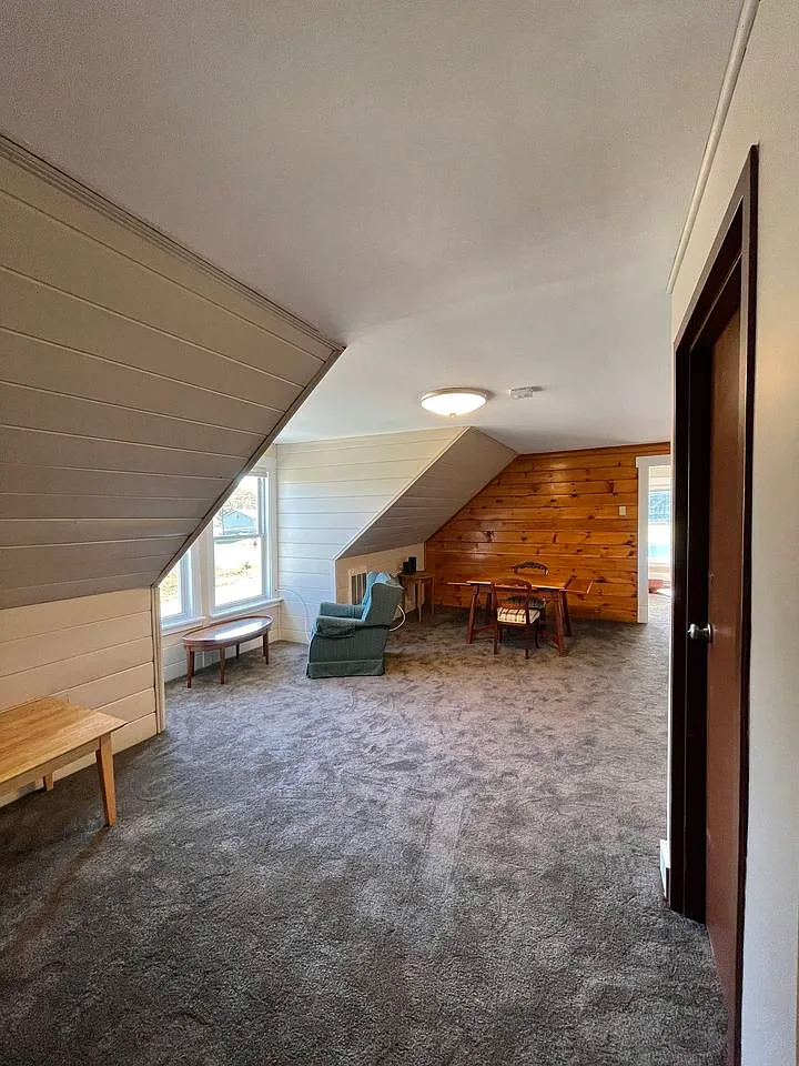 Studio, 1500 sqft, $650 — Photo 3