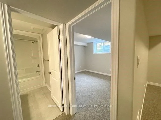 45 Dorchester Blvd #22 — Photo 34
