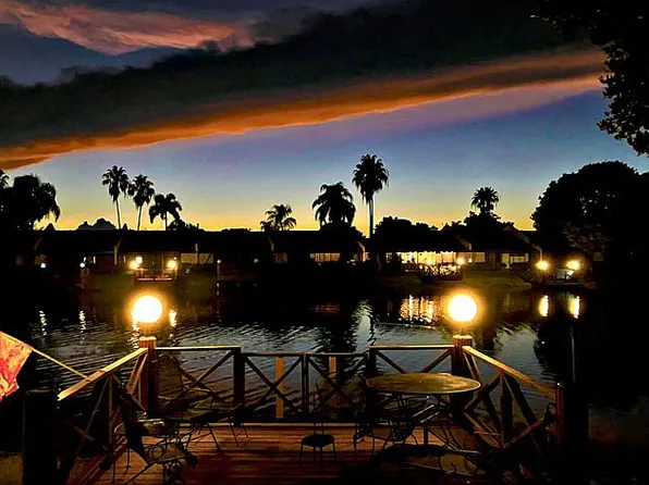 781 Banks Rd #125, Margate, FL 33063