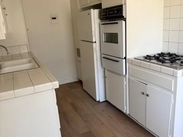 11126 Huston St, North Hollywood, CA