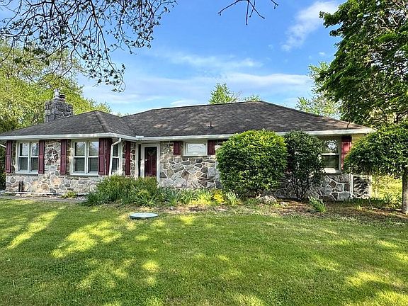 2nd image of 2072 Yarnall Rd