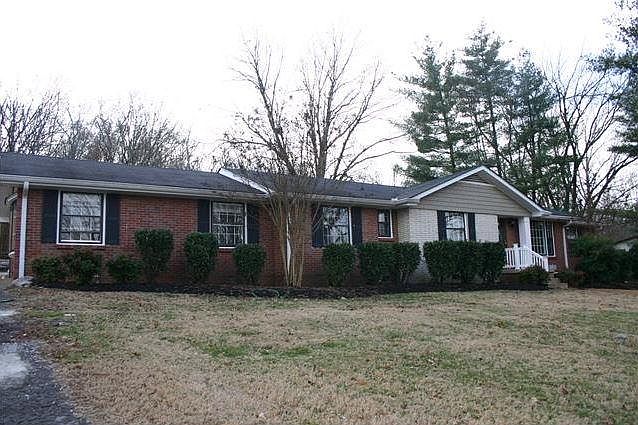 1st image of 3089 Elm Hill Pike