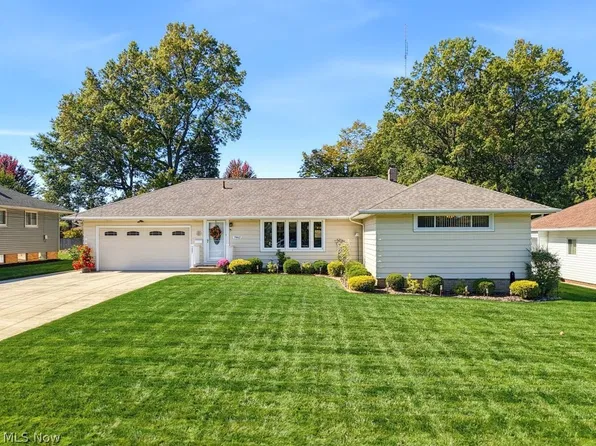 7462 Bradenton Blvd, Parma, OH 44134