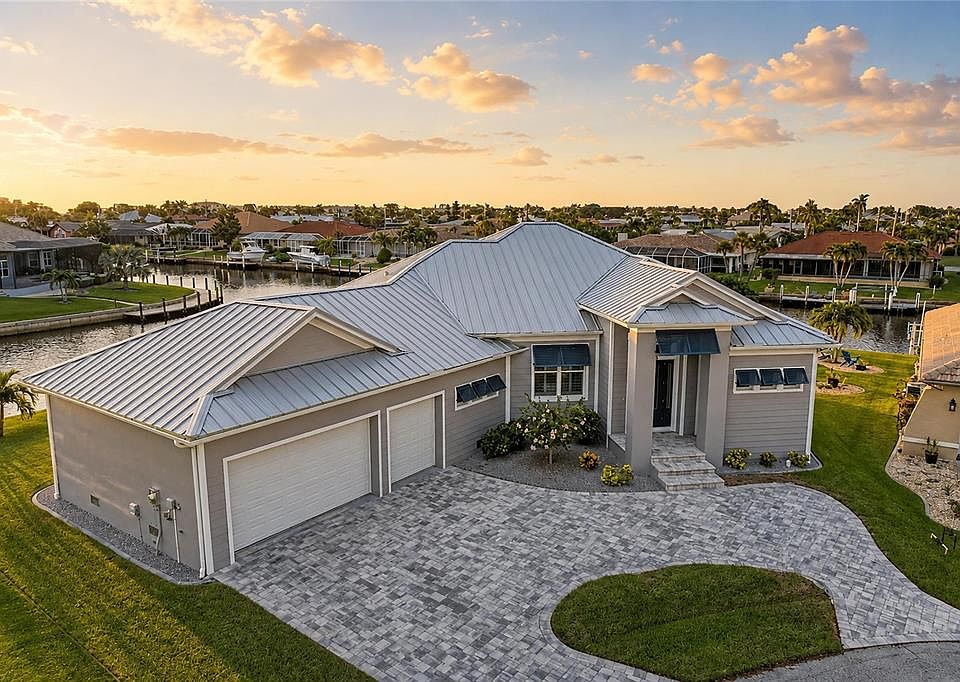 1st image of 490 Sorrento Ct