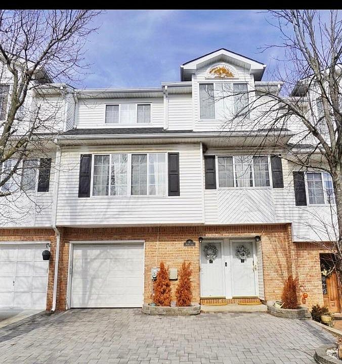 1st image of 37 Spruce Ln Floor 2