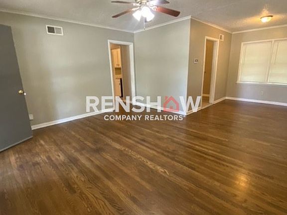 4th image of 4606 E Mallory Ave