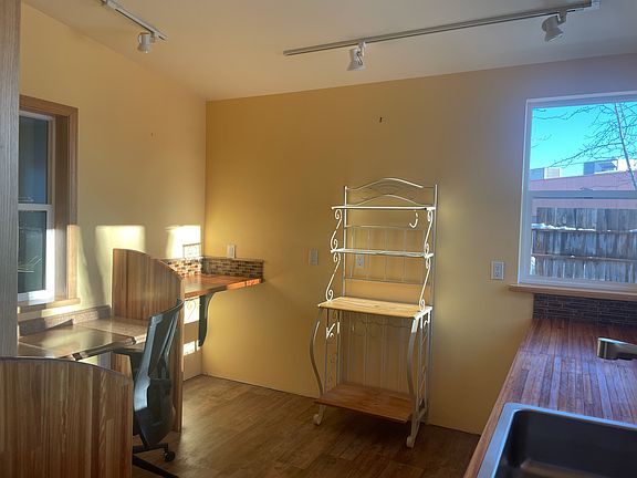 office area off of kitchen