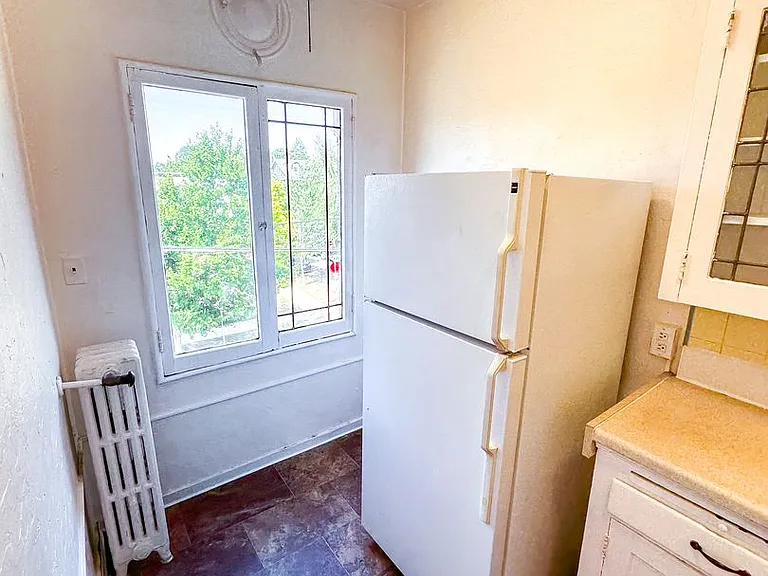 4515 Burke Ave N — Photo 22