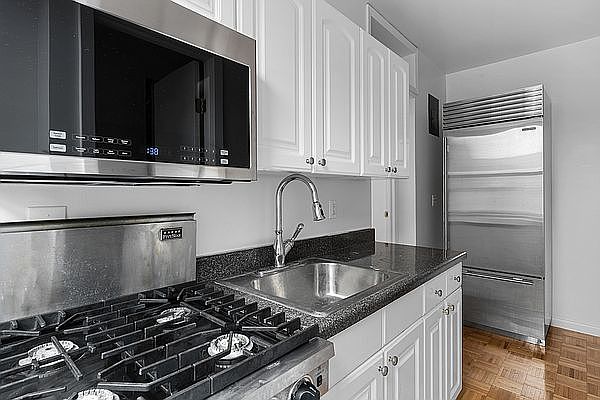 2nd image of 164 Mott St #25B